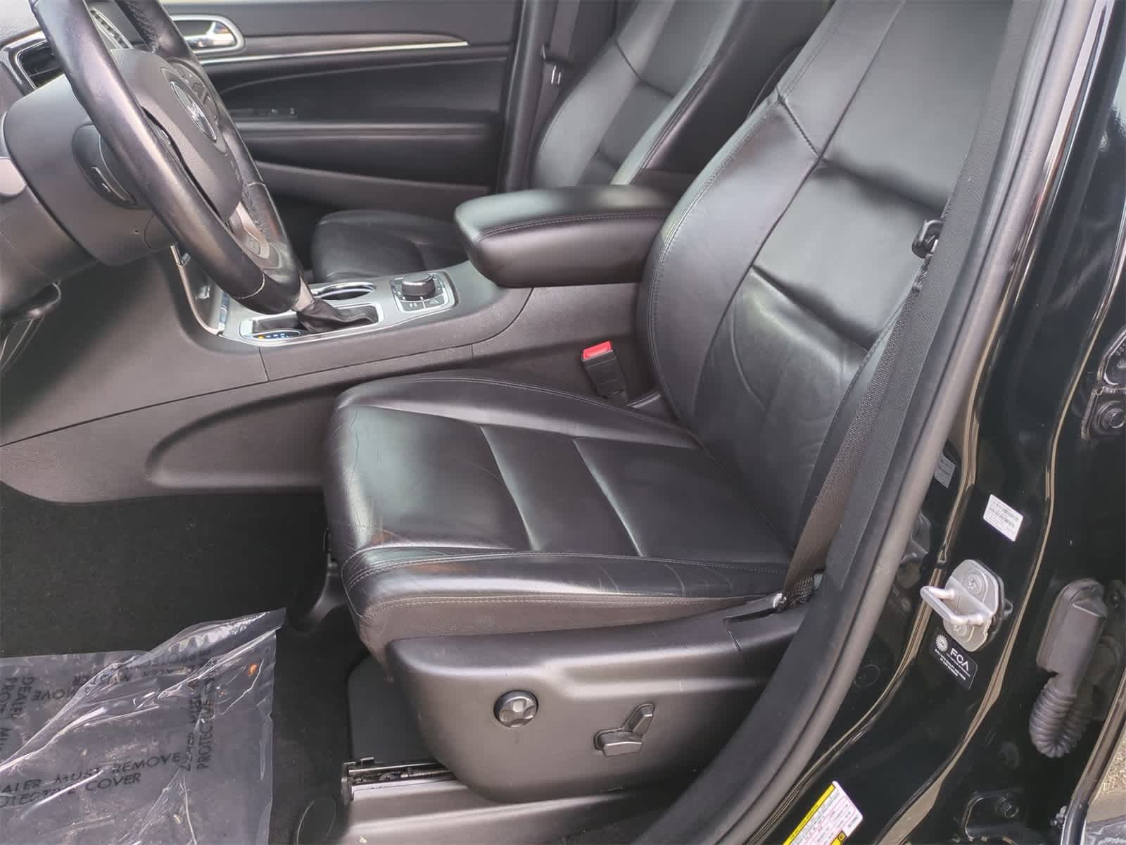 Thumbnail: 2021 Jeep Grand Cherokee - 23