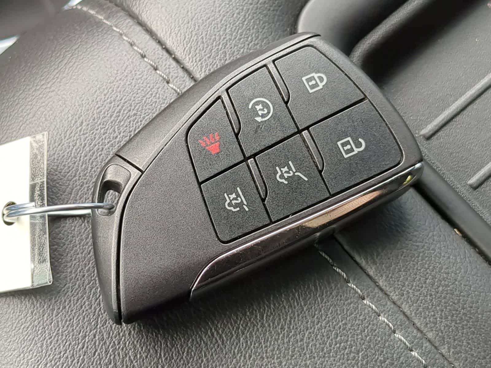 Thumbnail: 2024 Chevrolet Suburban - 32