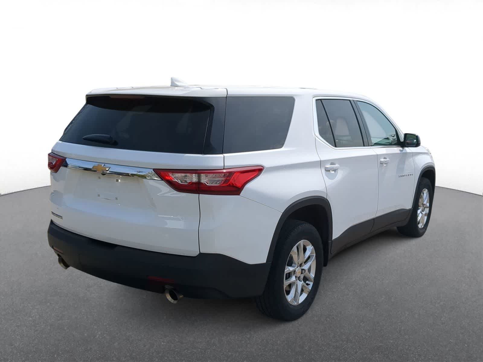 Thumbnail: 2019 Chevrolet Traverse - 8