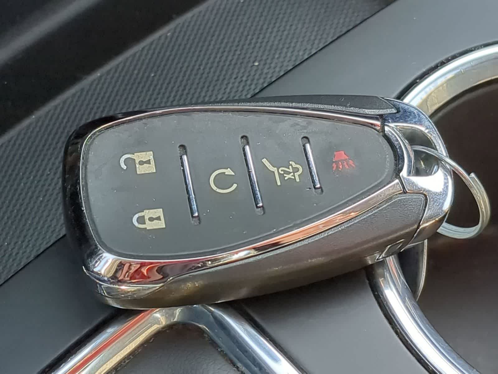 Thumbnail: 2018 Chevrolet Traverse - 33