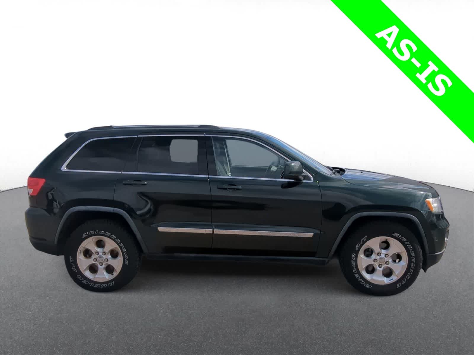 Thumbnail: 2011 Jeep Grand Cherokee - 9