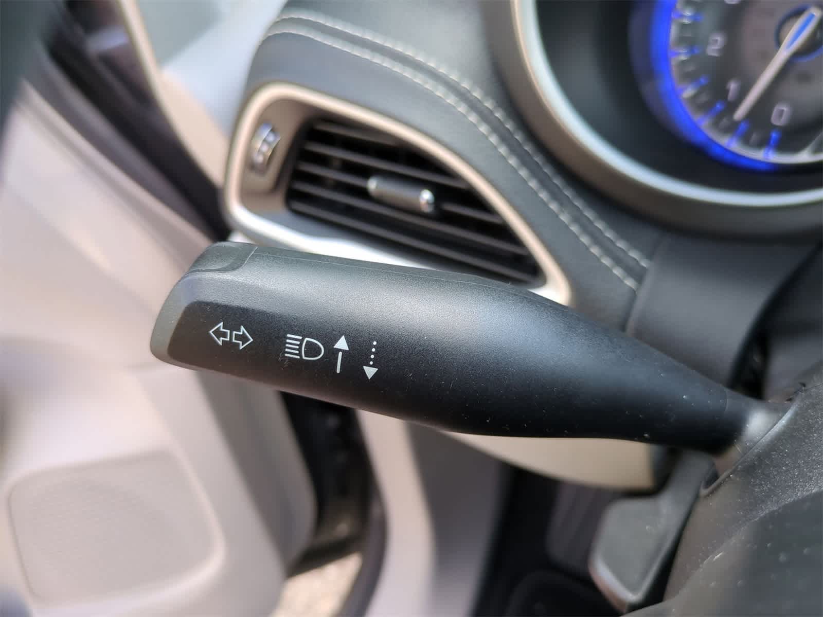 2022 Chrysler Pacifica Touring L 24