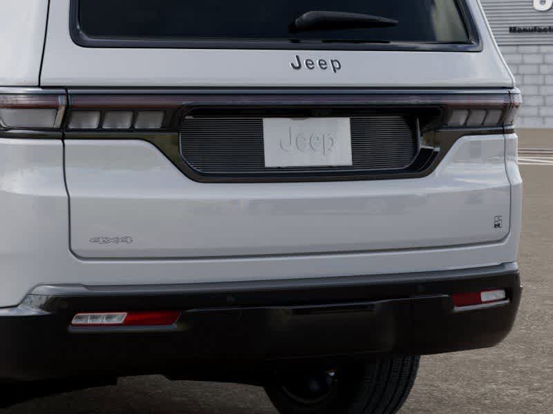Thumbnail: 2026 Jeep Grand Wagoneer - 13