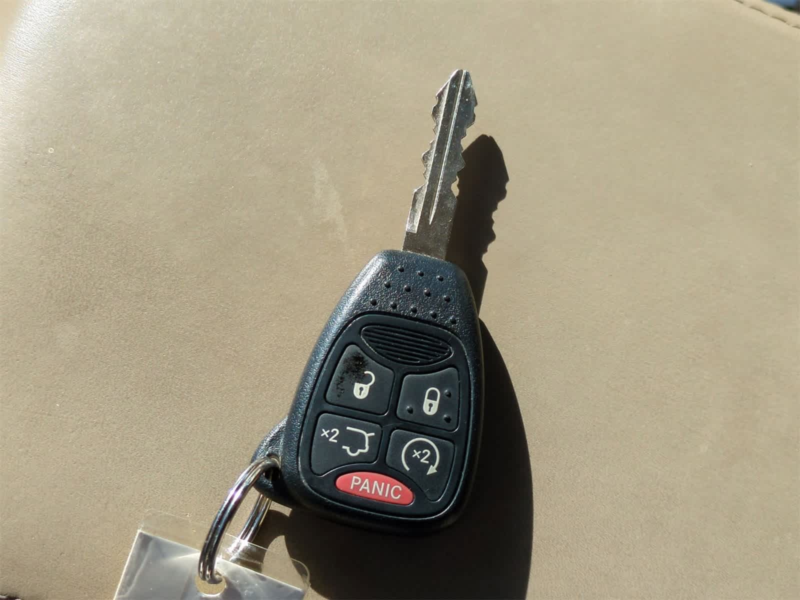 Thumbnail: 2010 Jeep Liberty - 34