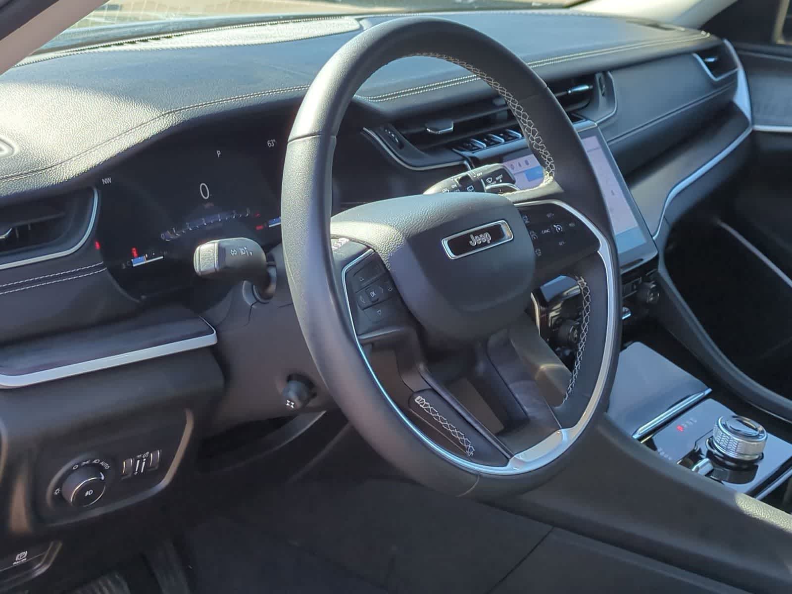 Thumbnail: 2023 Jeep Grand Cherokee L - 10