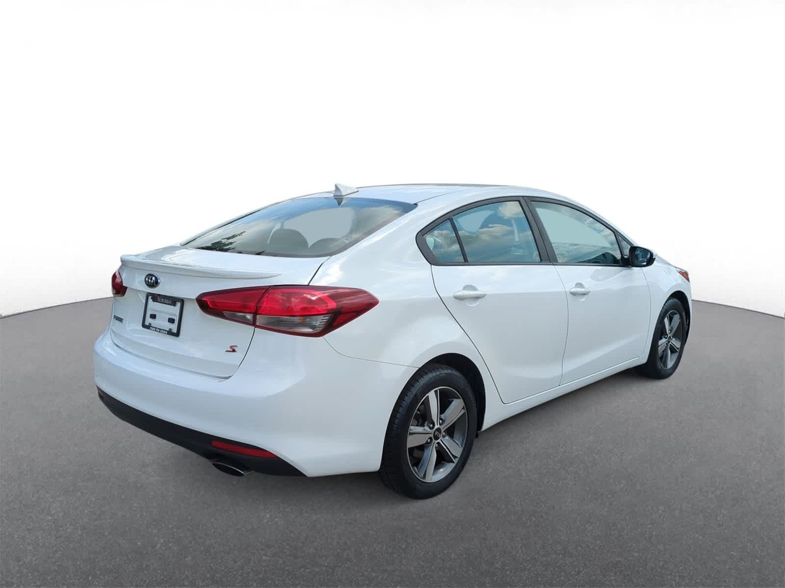 Thumbnail: 2018 Kia Forte - 8