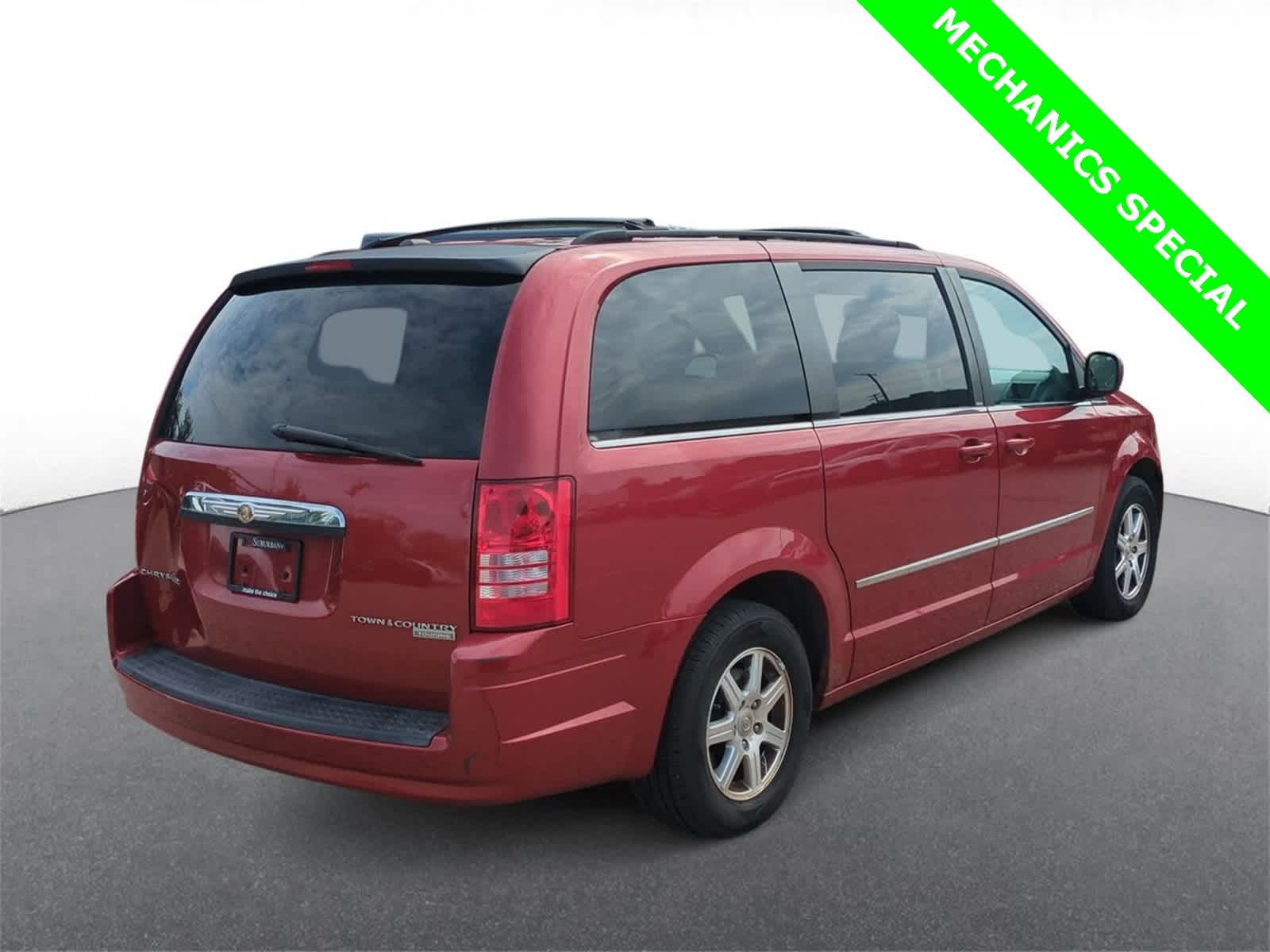Thumbnail: 2009 Chrysler Town & Country - 8