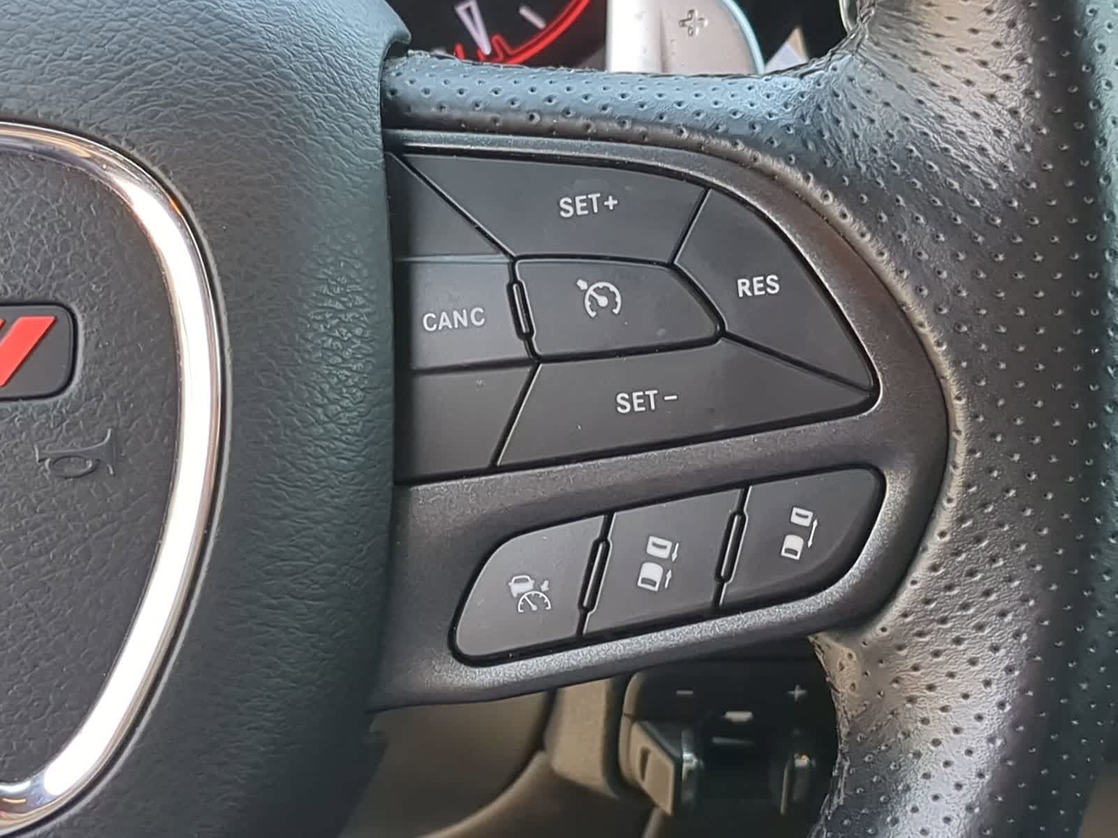 Thumbnail: 2023 Dodge Durango - 24