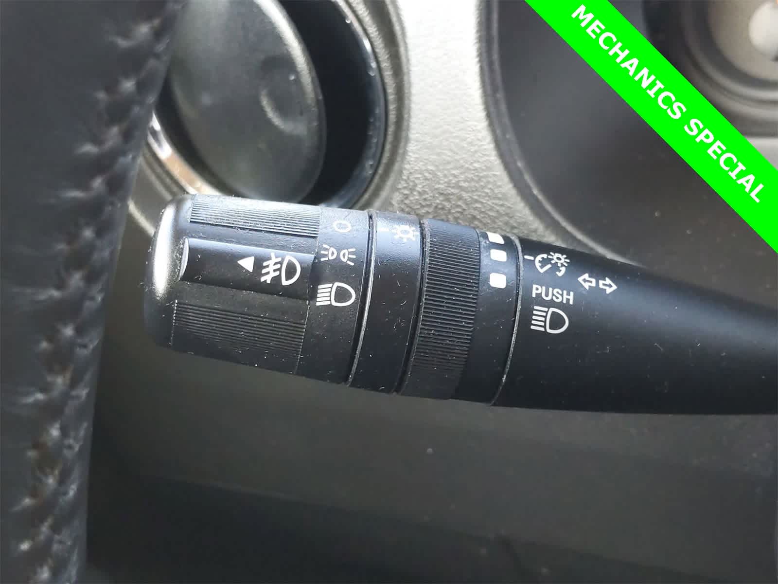 Thumbnail: 2015 Jeep Patriot - 26