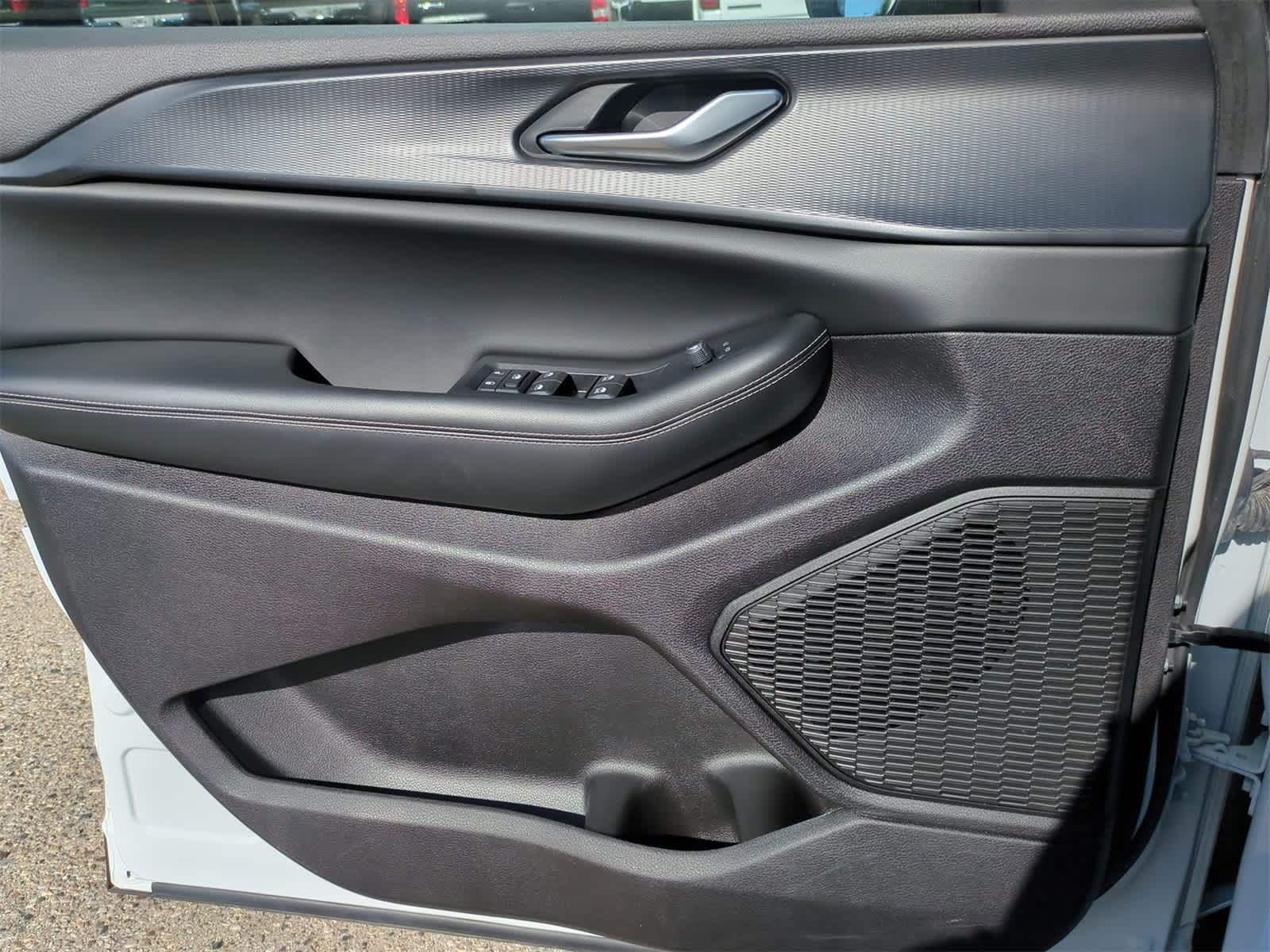 Thumbnail: 2023 Jeep Grand Cherokee L - 30