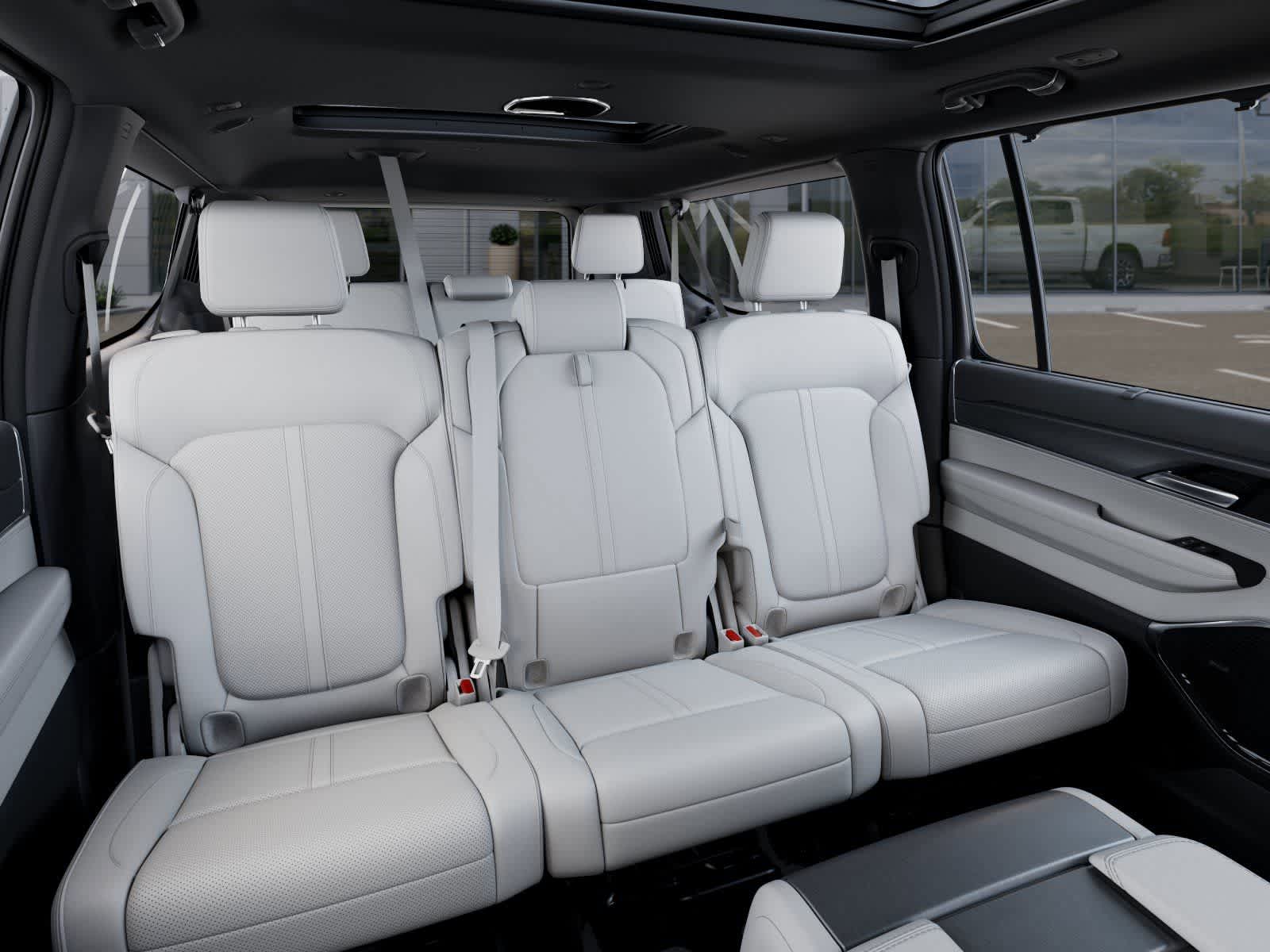 Thumbnail: 2026 Jeep Grand Wagoneer L - 15