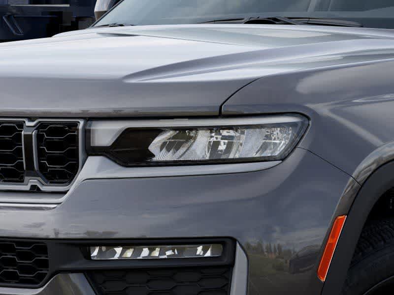 Thumbnail: 2026 Jeep Grand Cherokee L - 10