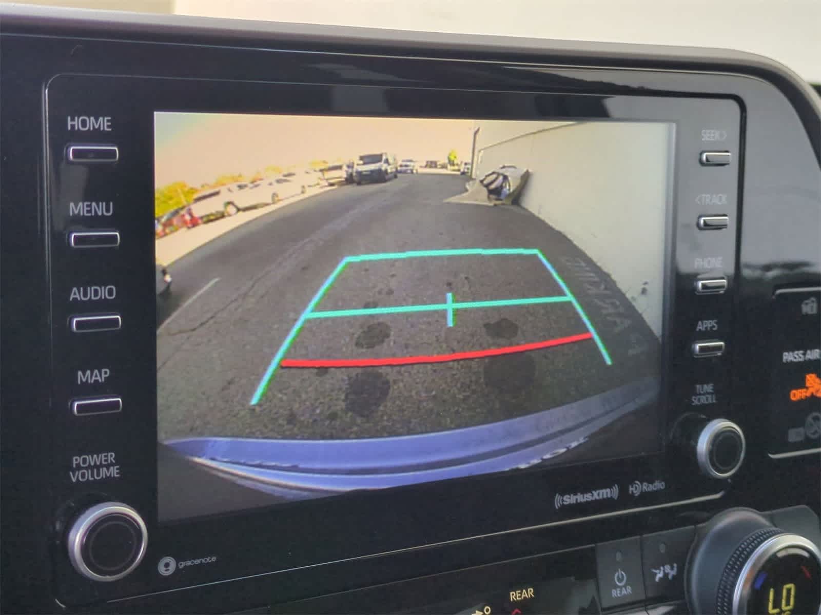 Thumbnail: 2022 Toyota Highlander - 29