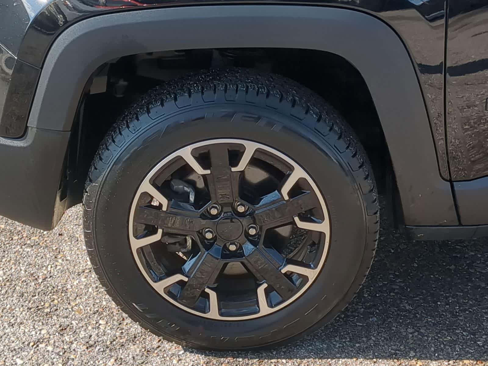 Thumbnail: 2023 Jeep Renegade - 14