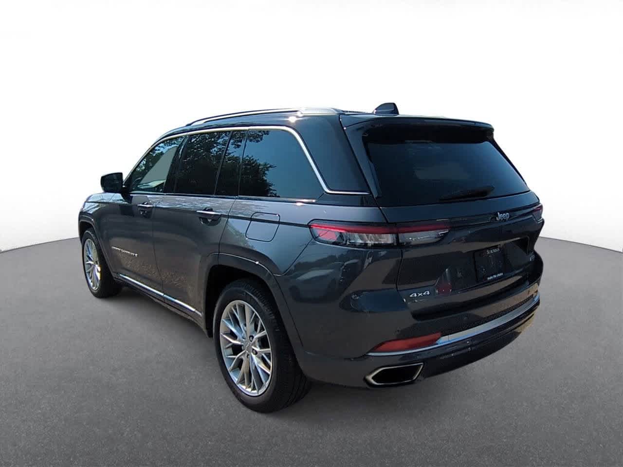 Thumbnail: 2022 Jeep Grand Cherokee - 6