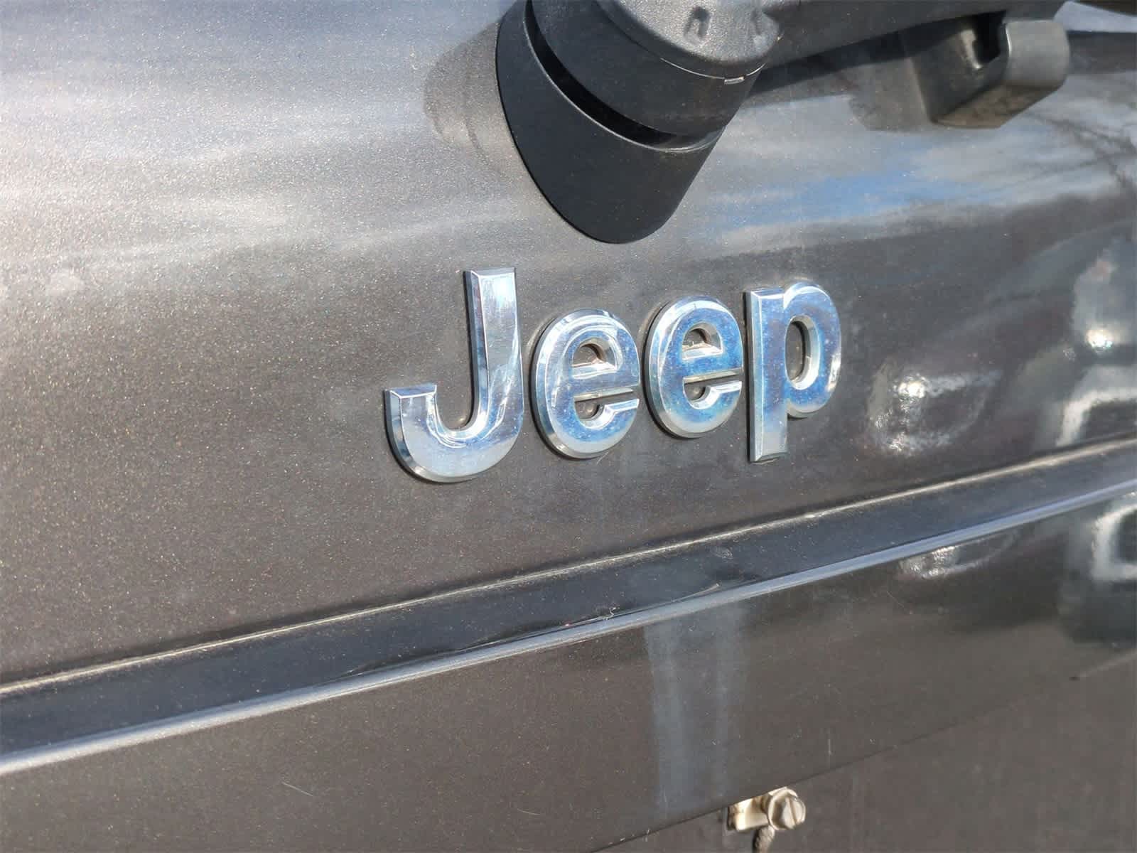 2006 Jeep Grand Cherokee Laredo 11