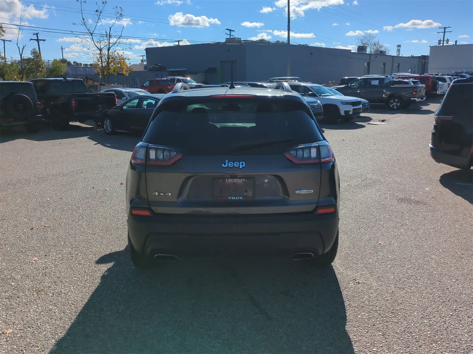 Thumbnail: 2021 Jeep Cherokee - 7