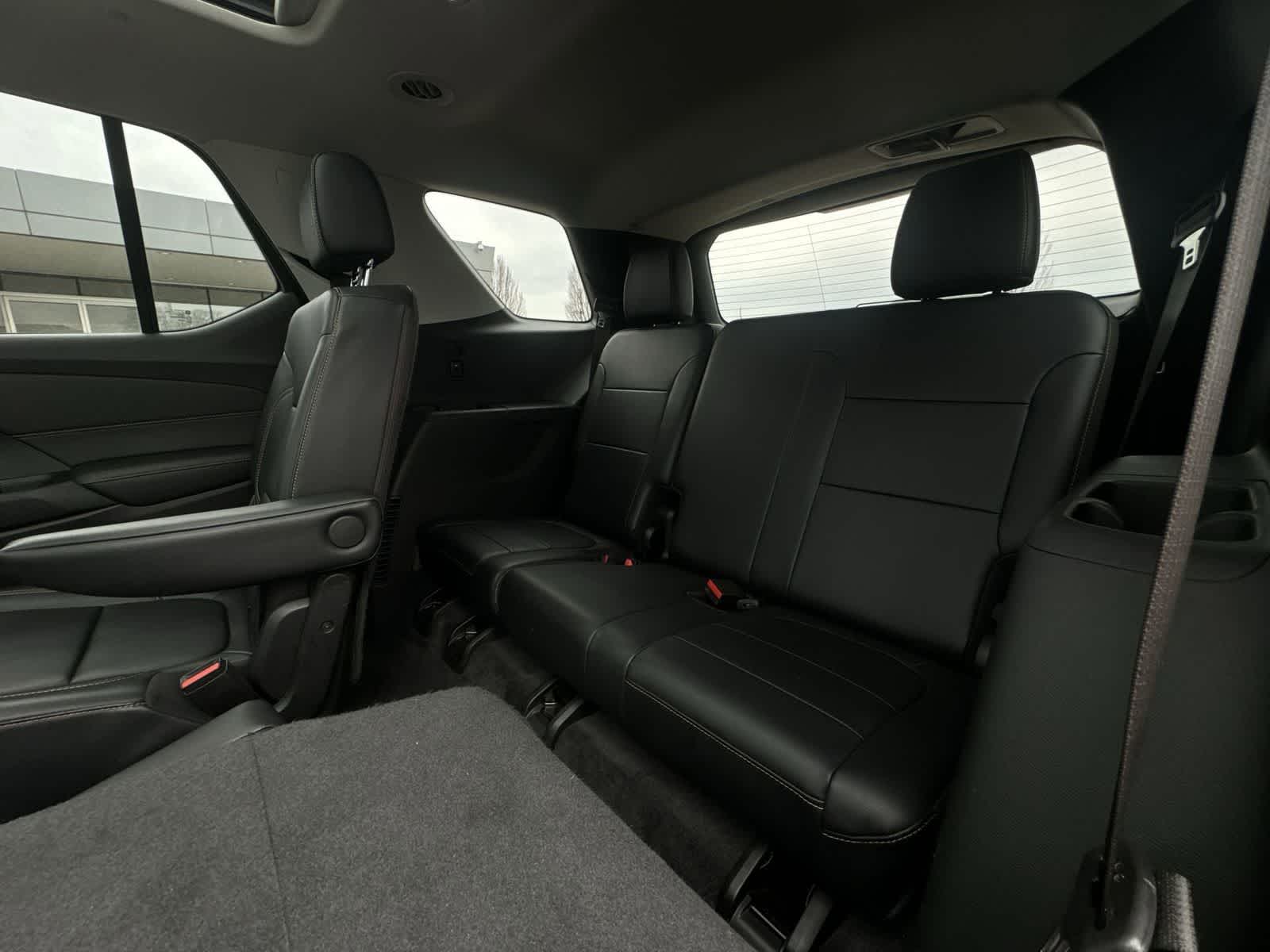 Thumbnail: 2019 Chevrolet Traverse - 38