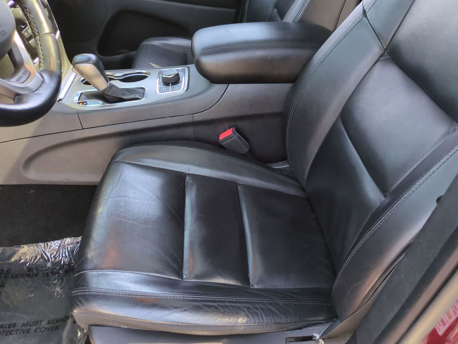Thumbnail: 2021 Jeep Grand Cherokee - 16