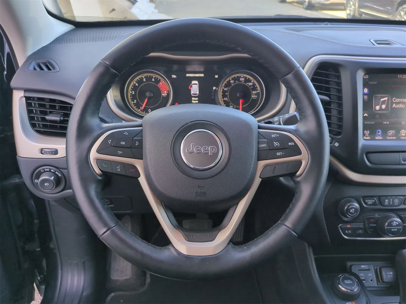 Thumbnail: 2016 Jeep Cherokee - 23