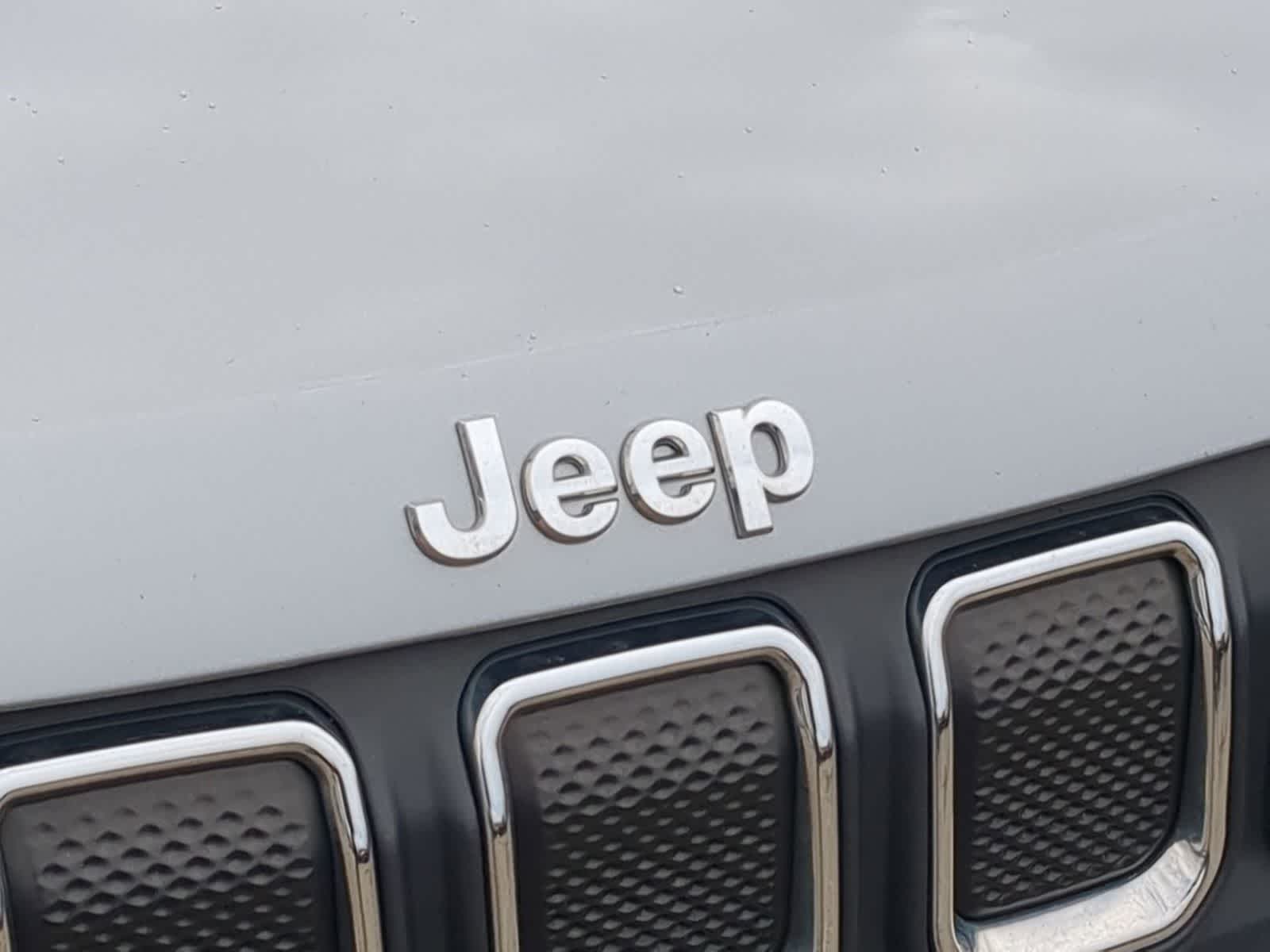 Thumbnail: 2022 Jeep Compass - 12