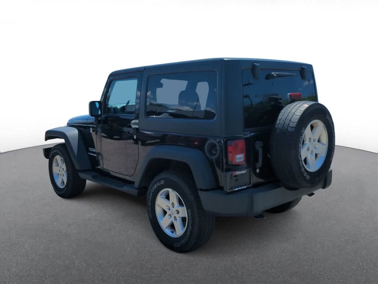 Thumbnail: 2013 Jeep Wrangler - 6