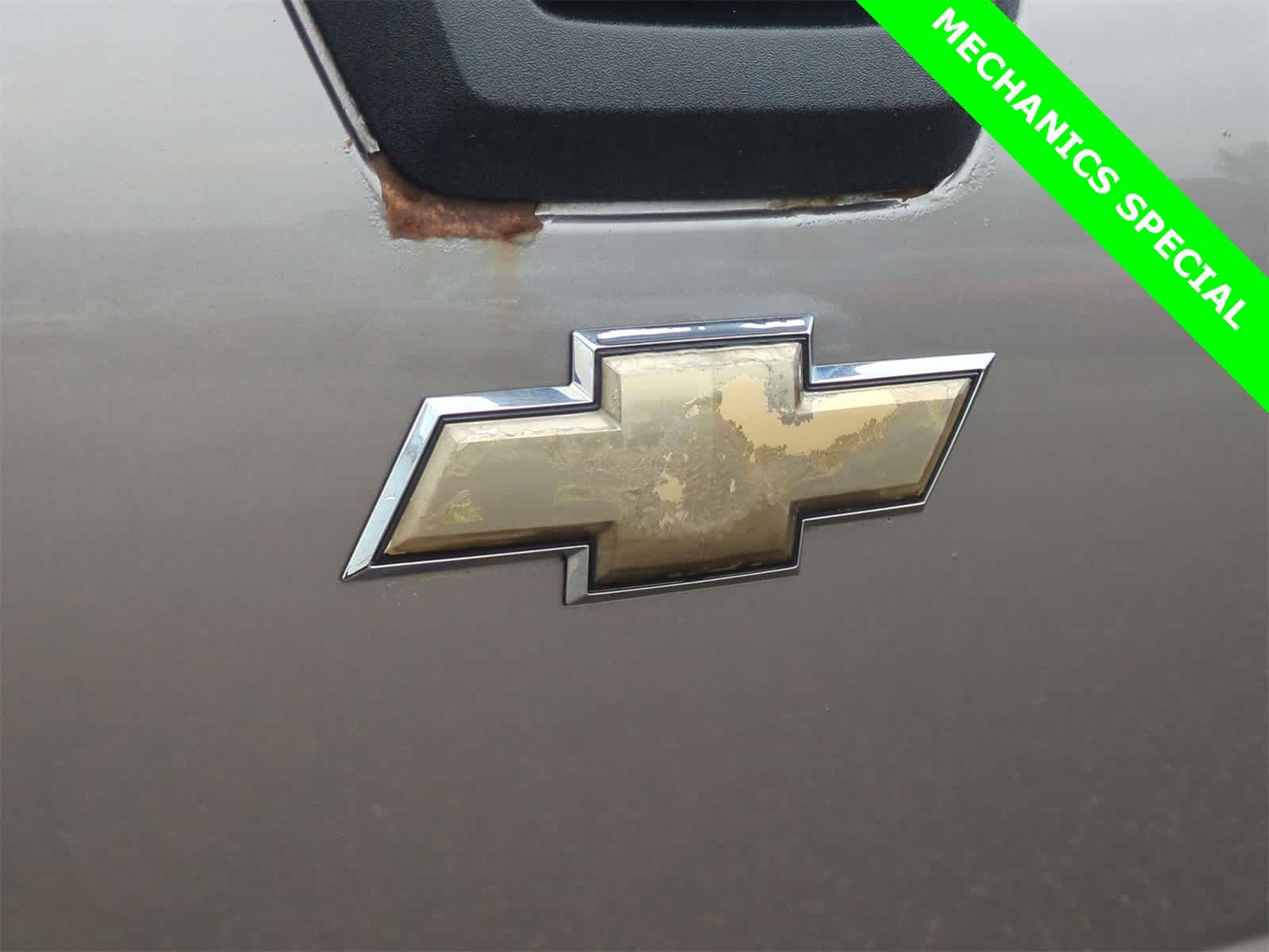 Thumbnail: 2011 Chevrolet Avalanche 1500 - 11