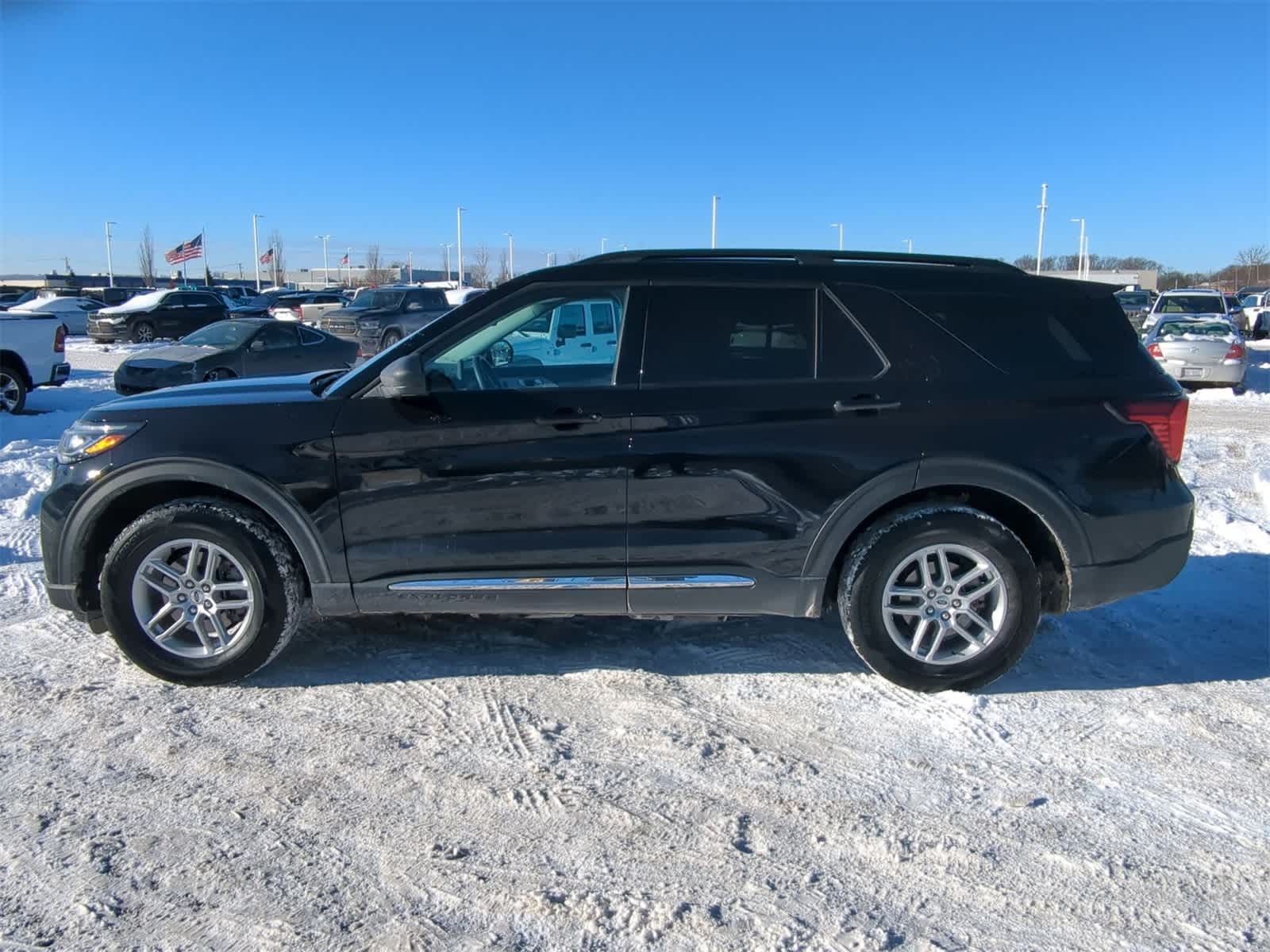 Thumbnail: 2025 Ford Explorer - 11