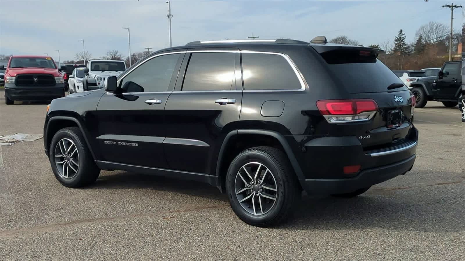 Thumbnail: 2021 Jeep Grand Cherokee - 6