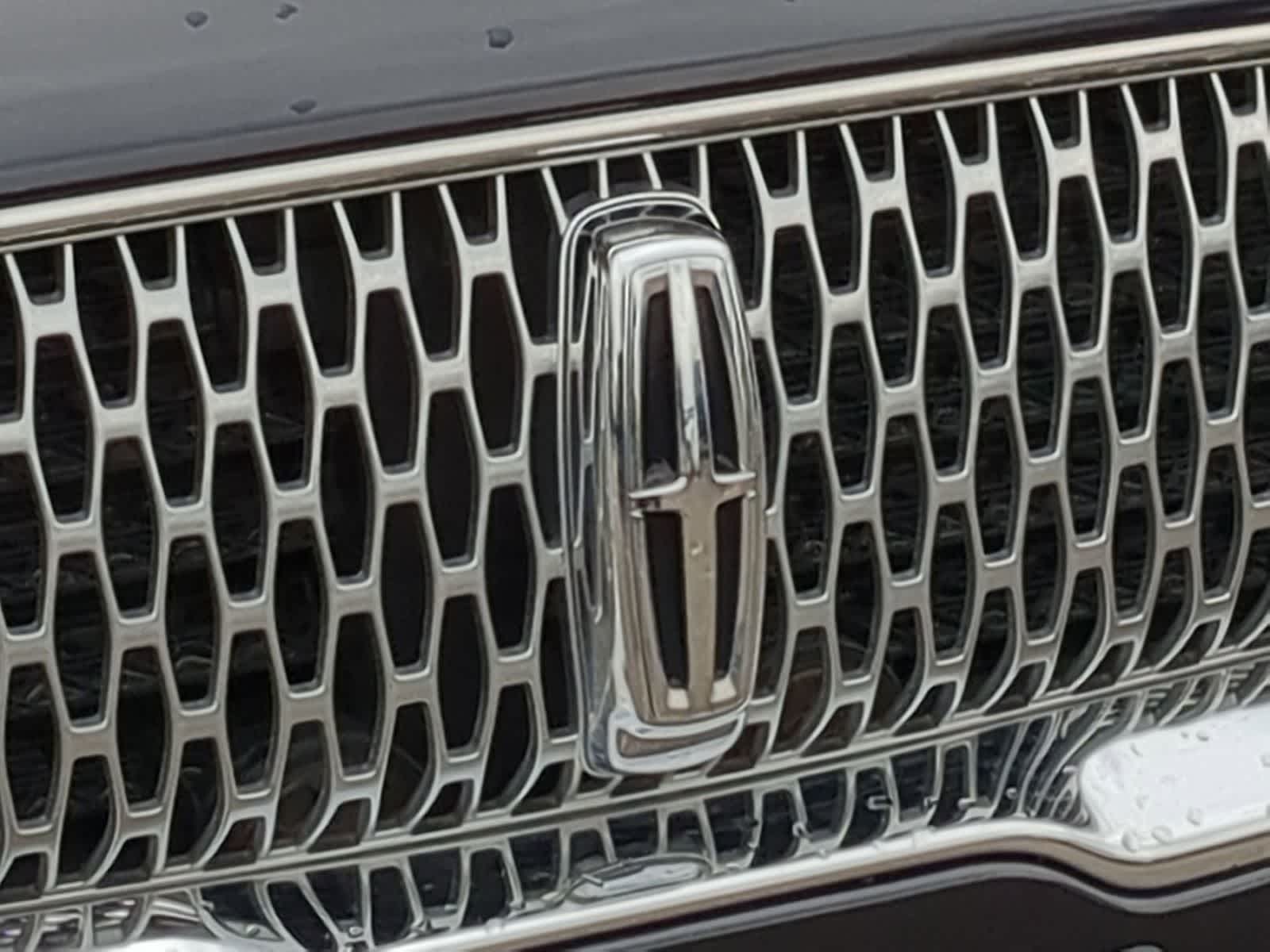 Thumbnail: 2020 Lincoln Nautilus - 12