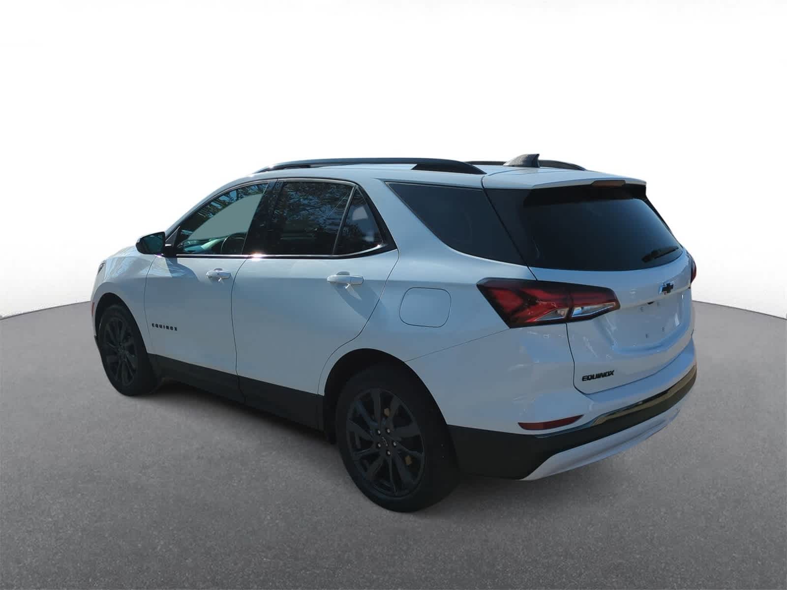 Thumbnail: 2022 Chevrolet Equinox - 6