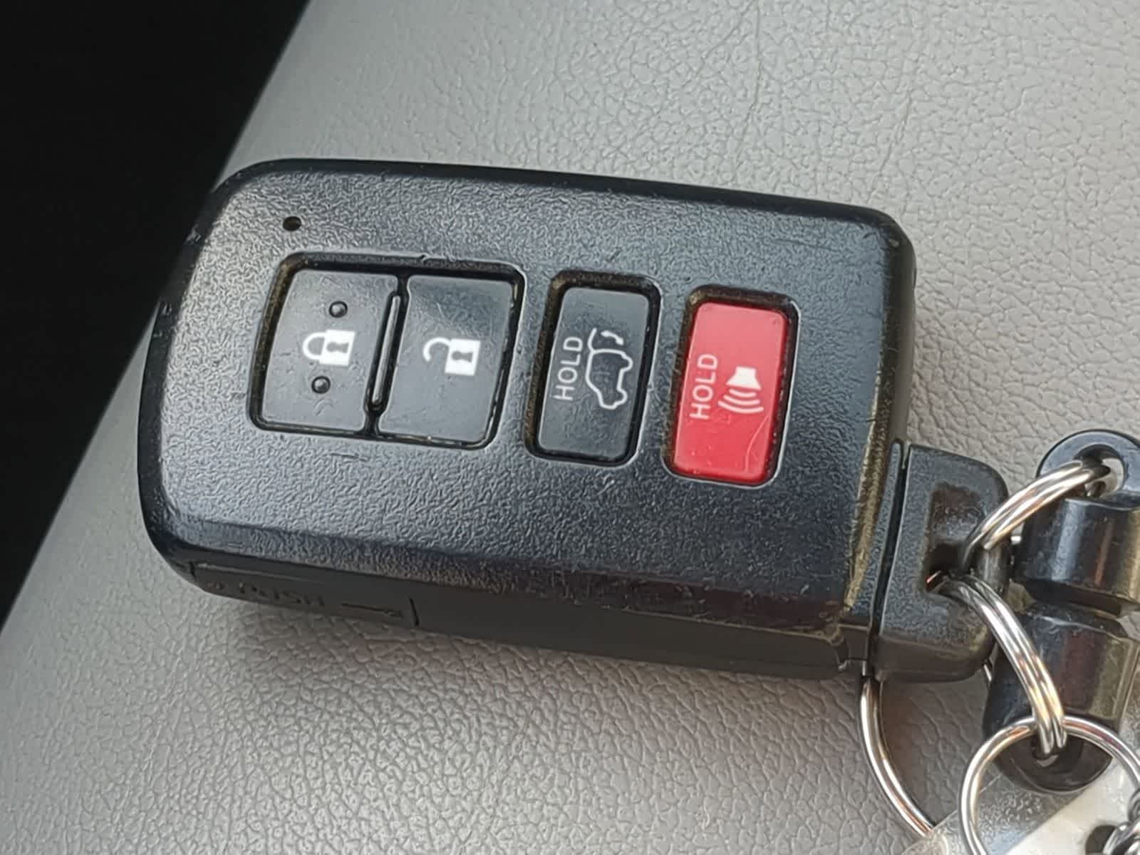 Thumbnail: 2019 Toyota Highlander - 33