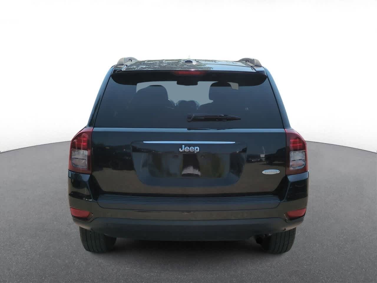 Thumbnail: 2017 Jeep Compass - 7