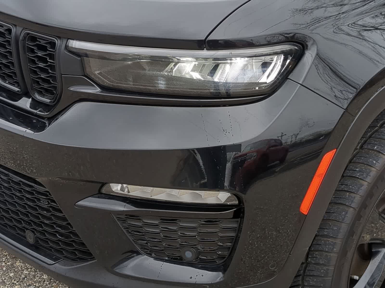 Thumbnail: 2023 Jeep Grand Cherokee - 11