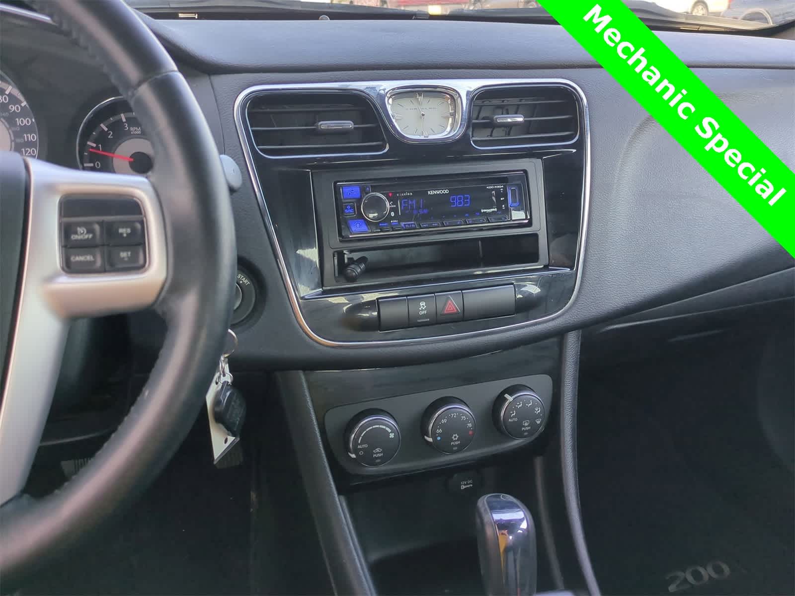 Thumbnail: 2012 Chrysler 200 - 24