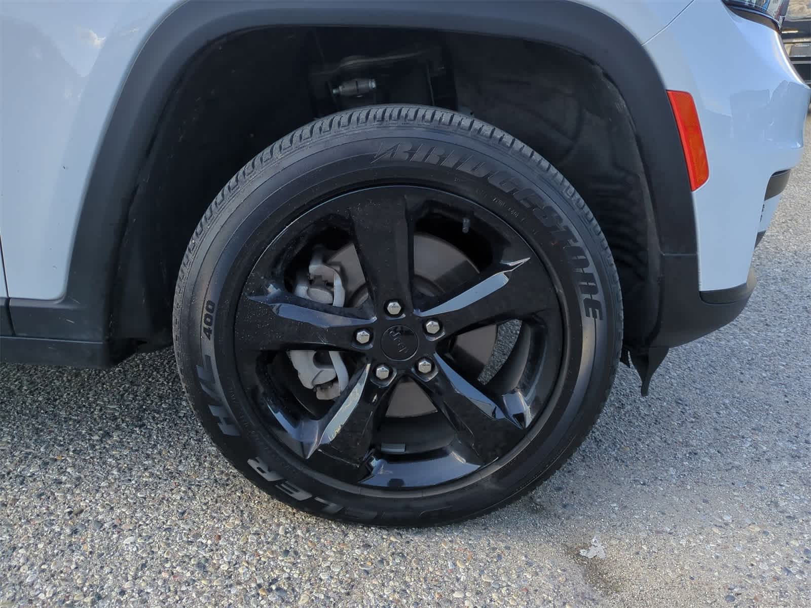 Thumbnail: 2023 Jeep Grand Cherokee L - 14