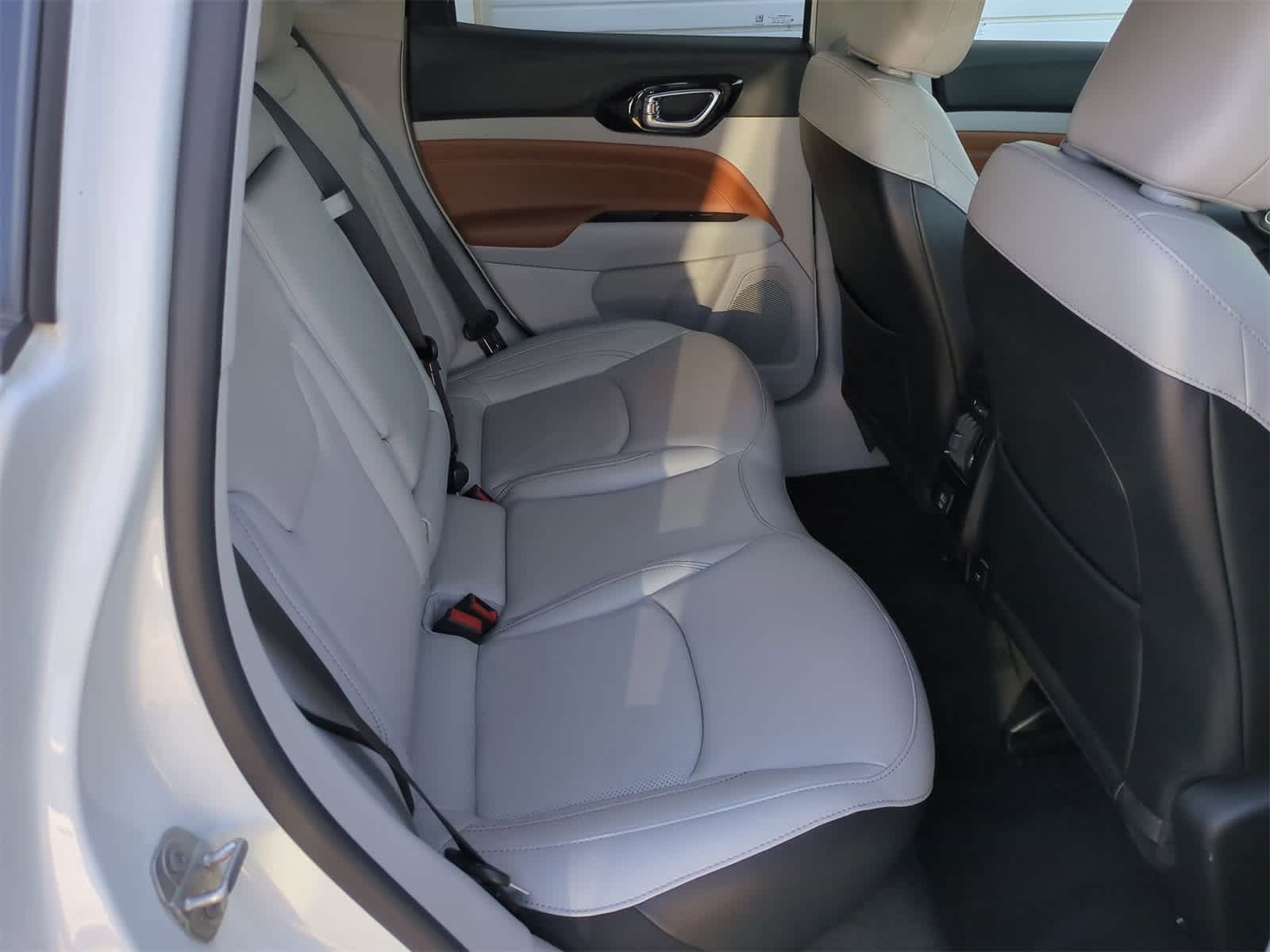 Thumbnail: 2022 Jeep Compass - 20