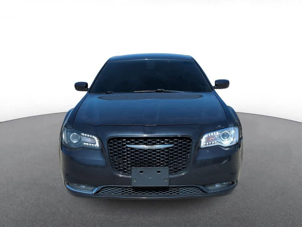 Thumbnail: 2015 Chrysler 300 - 3