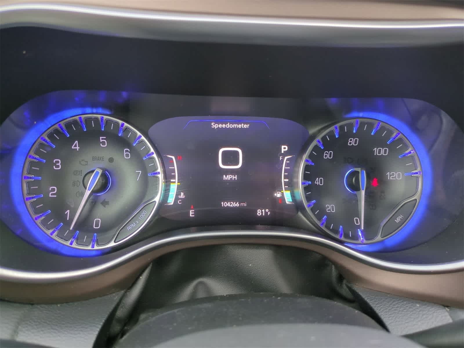 Thumbnail: 2018 Chrysler Pacifica - 29