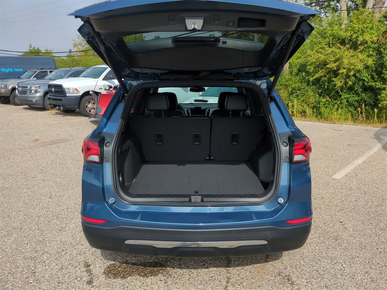 Thumbnail: 2024 Chevrolet Equinox - 34