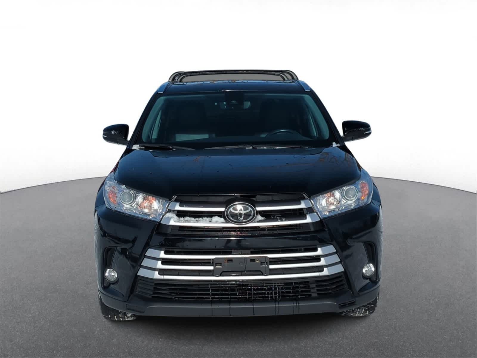 Thumbnail: 2019 Toyota Highlander - 3
