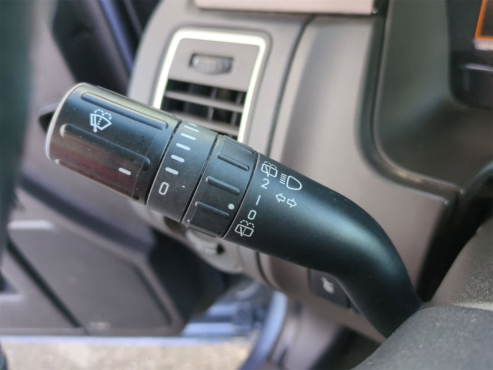 Thumbnail: 2018 Ford Flex - 25