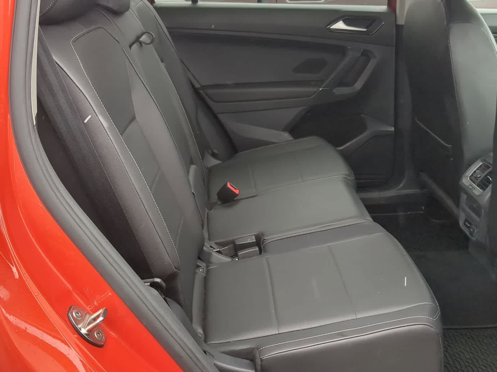 Thumbnail: 2018 Volkswagen Tiguan - 20