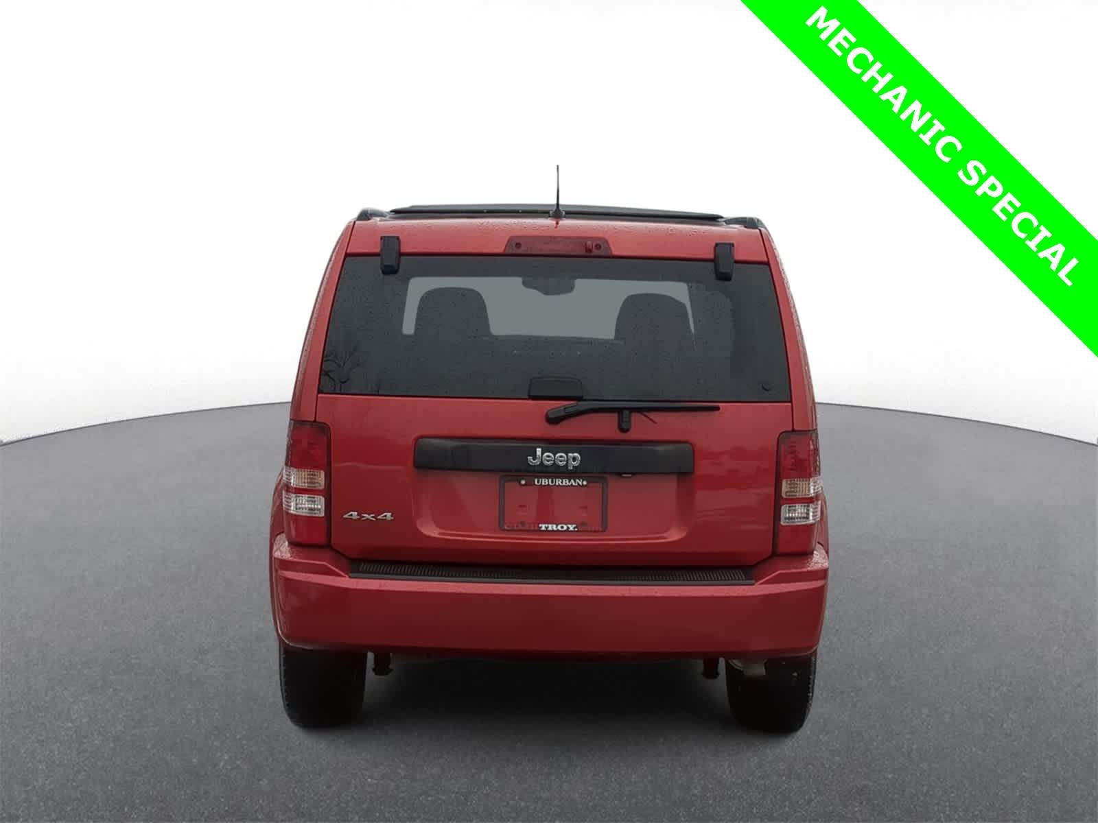 Thumbnail: 2010 Jeep Liberty - 7