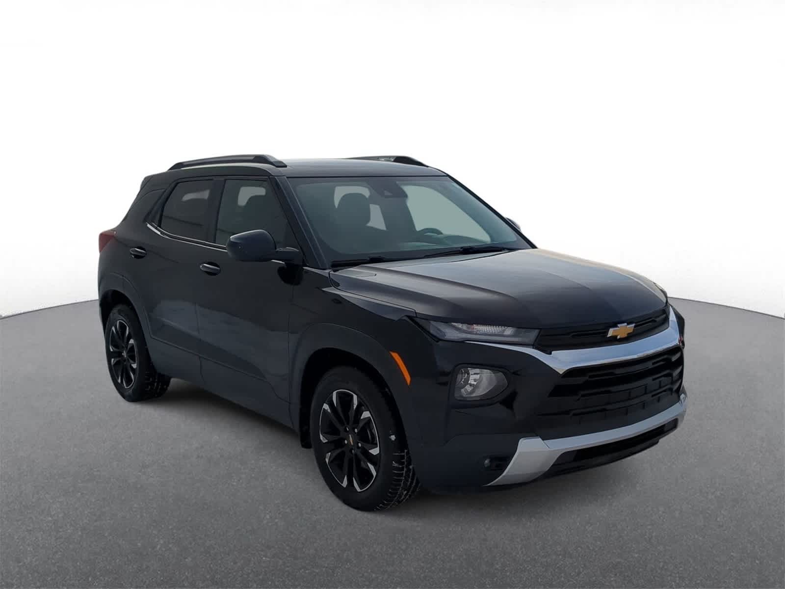 Thumbnail: 2021 Chevrolet TrailBlazer - 2