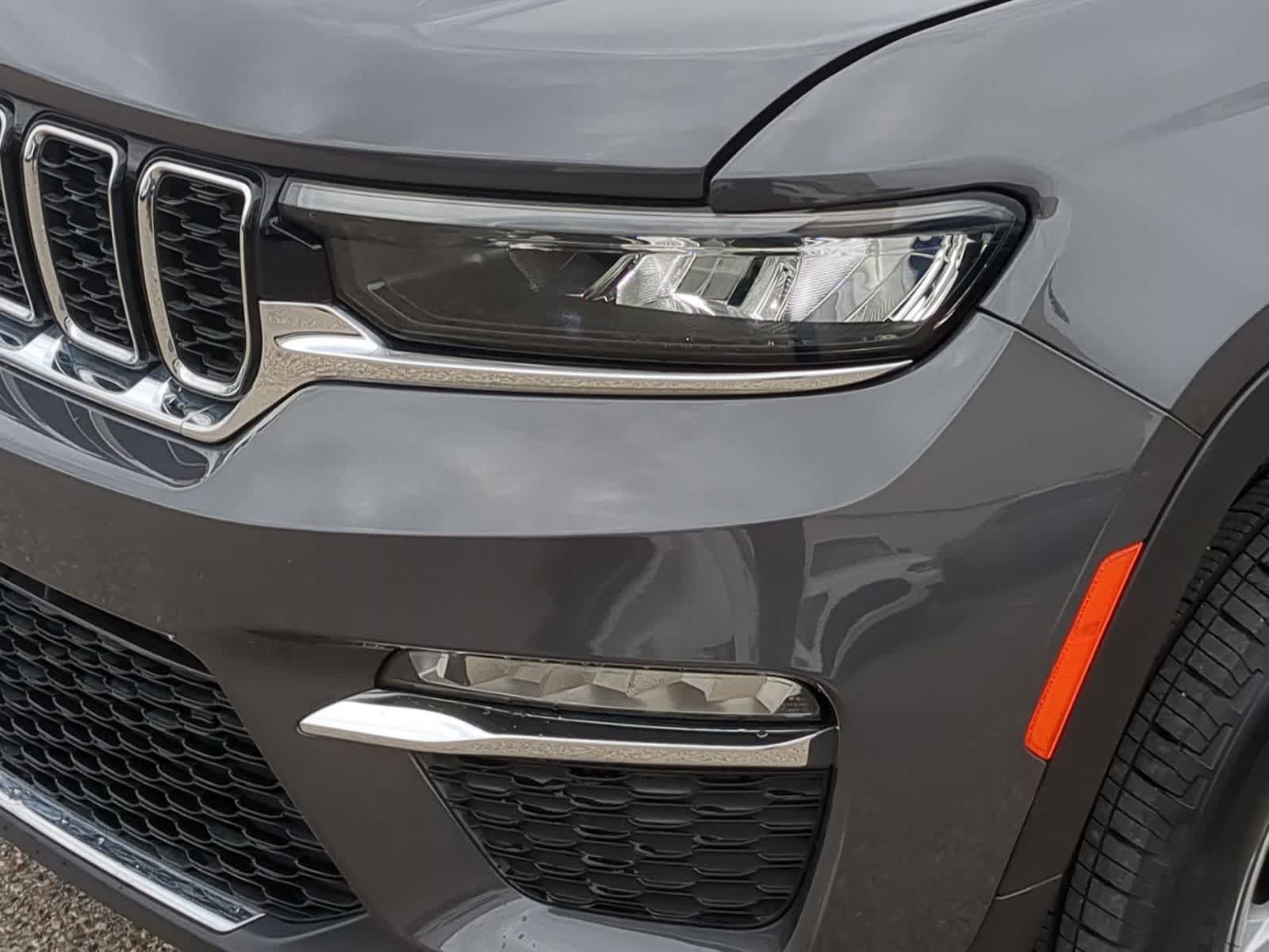 Thumbnail: 2023 Jeep Grand Cherokee - 11