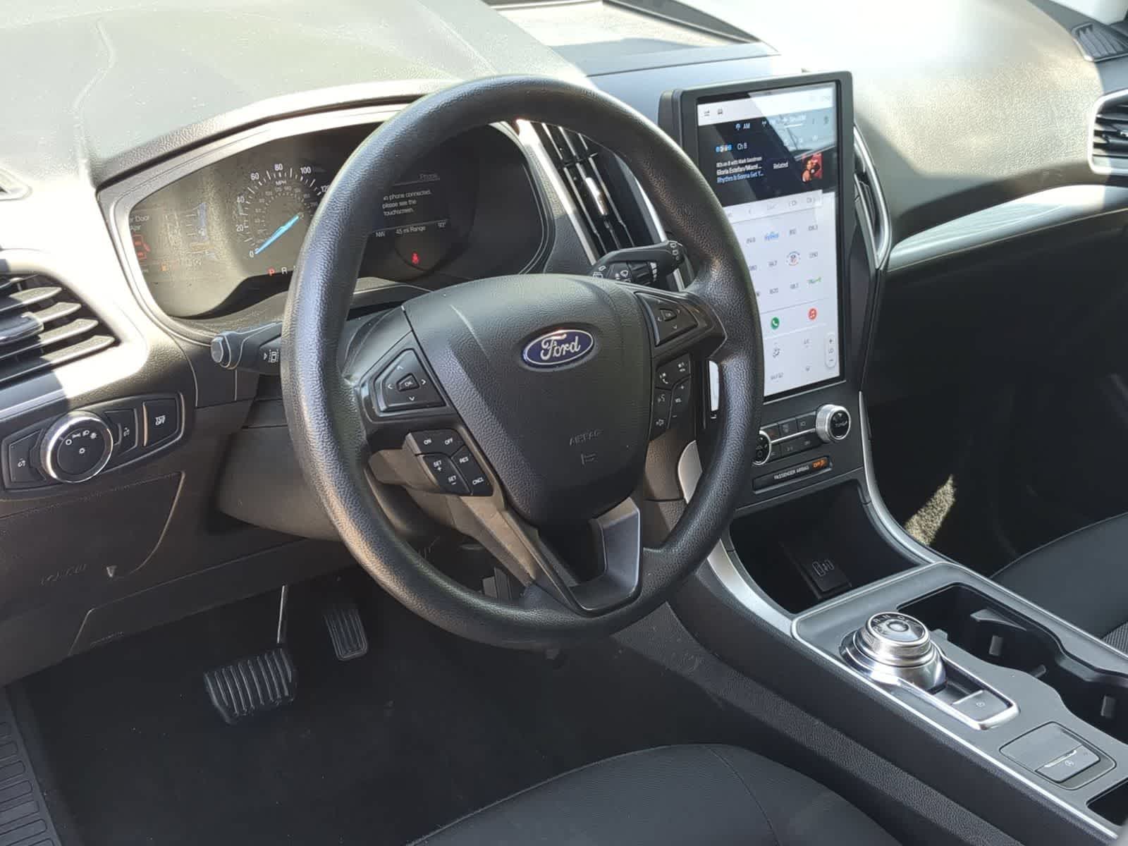 Thumbnail: 2022 Ford Edge - 10