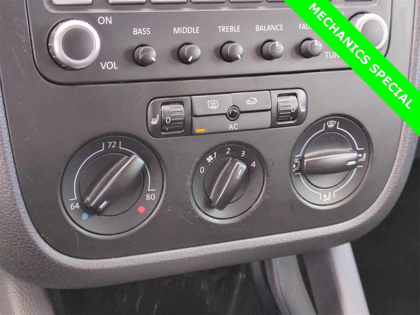 Thumbnail: 2008 Volkswagen Jetta - 30