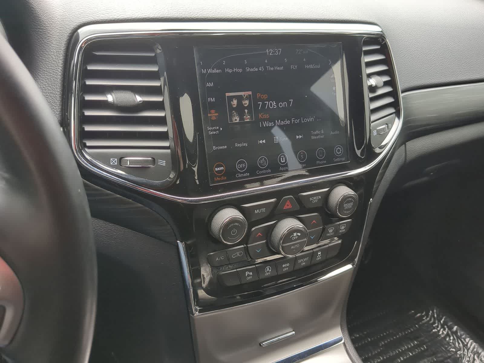 Thumbnail: 2020 Jeep Grand Cherokee - 26