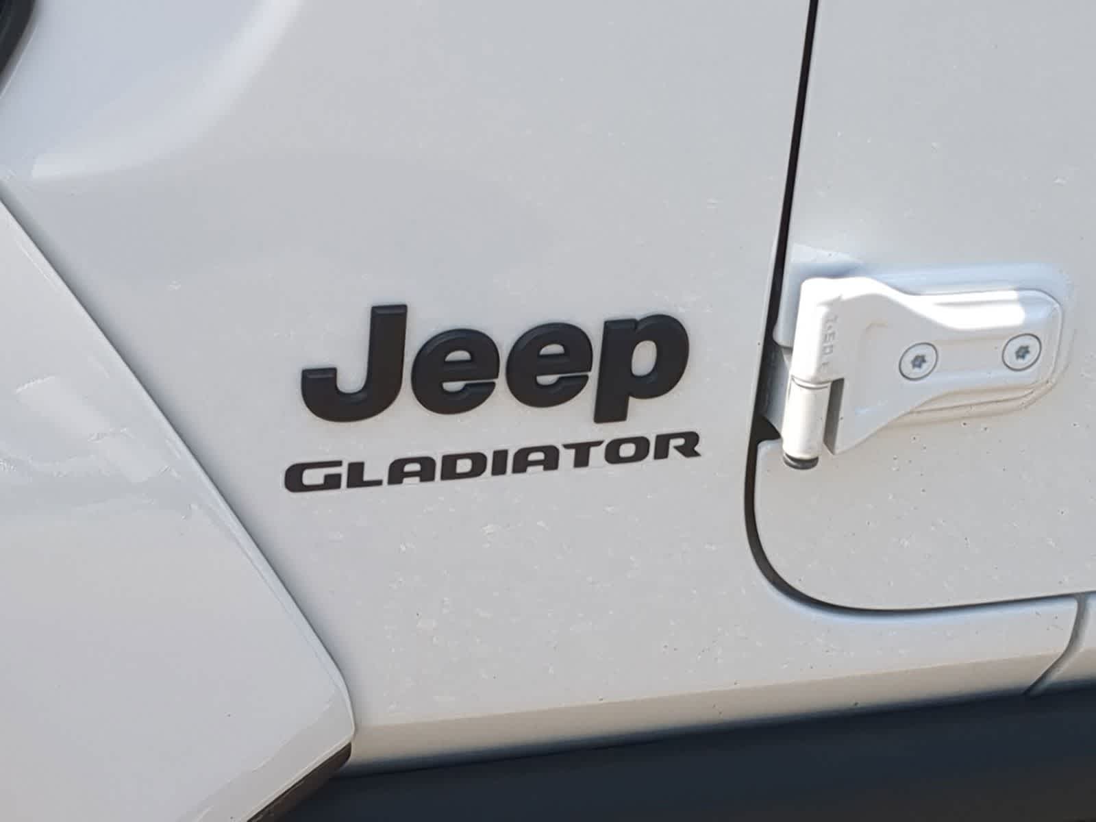 Thumbnail: 2021 Jeep Gladiator - 12